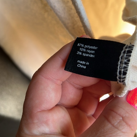 Gently used ultra soft layering sweater. Warm but not heavy. - Picture 5 of 5